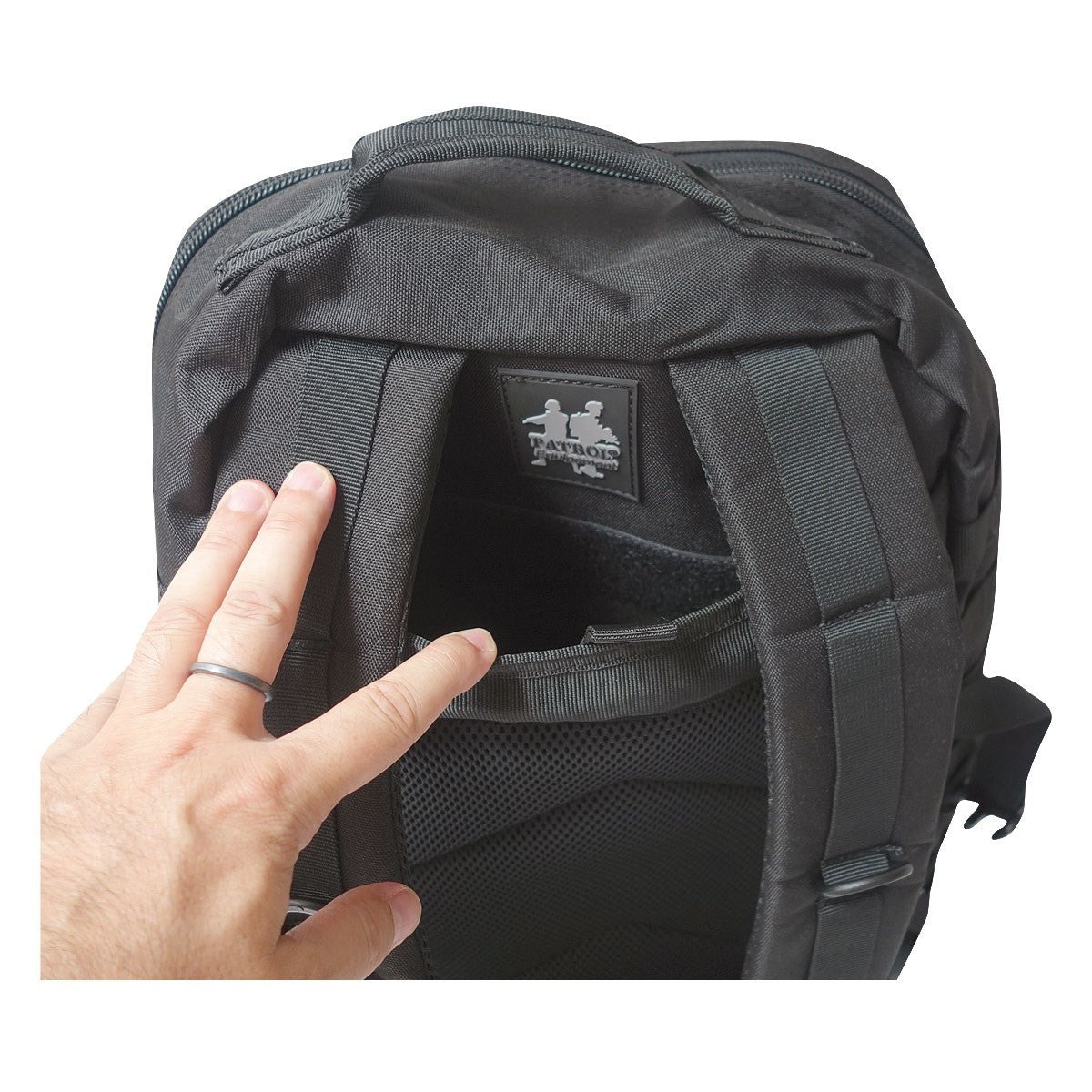 Sac à dos 42 L SWAT Premium polyester 600D enduit PVC attaches MOLLE