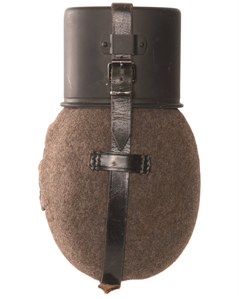 Sanglage de bidon type Wehrmacht Mil-Tec en cuir de buffle, reproduction historique
