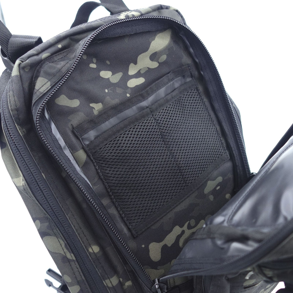 Sac à dos 27 L Assault Pack polyester 600D MOLLE à découpe laser