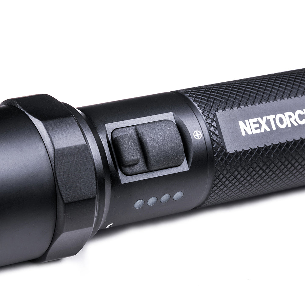 Lampe torche Nextorch P80B 2 100 lumens portée 380 m IPX7 en alliage d'aluminium de qualité