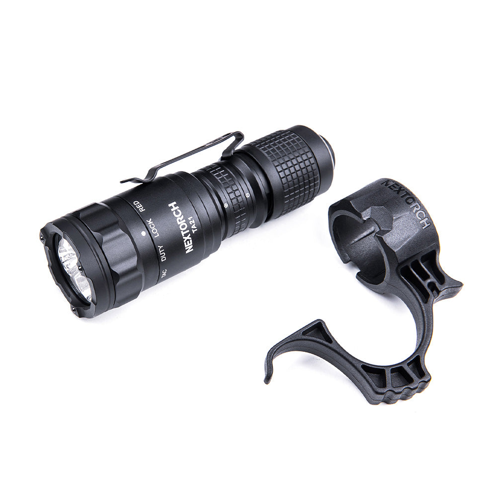 Lampe torche Nextorch TA21 1 300 lumens portée 160 m IPX8 en alliage d'aluminium de qualité