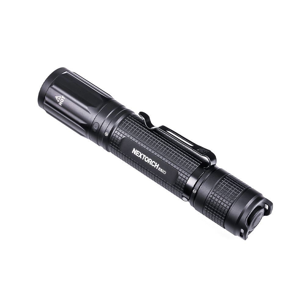 Lampe tactique Nextorch E52D 3 700 lumens portée 280 m IPX8 en alliage d'aluminium de qualité