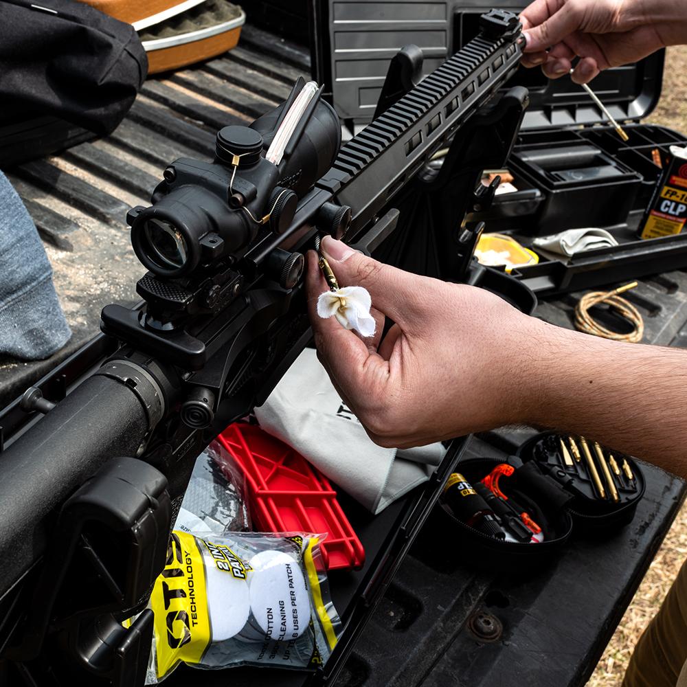 Caisse avec kits de nettoyage Otis AR Elite pour stand de tir