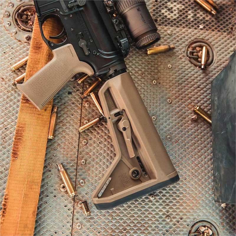 Crosse Magpul MOE SL Carbine réglable AR15 et M4 profil épuré 272 g en polymère