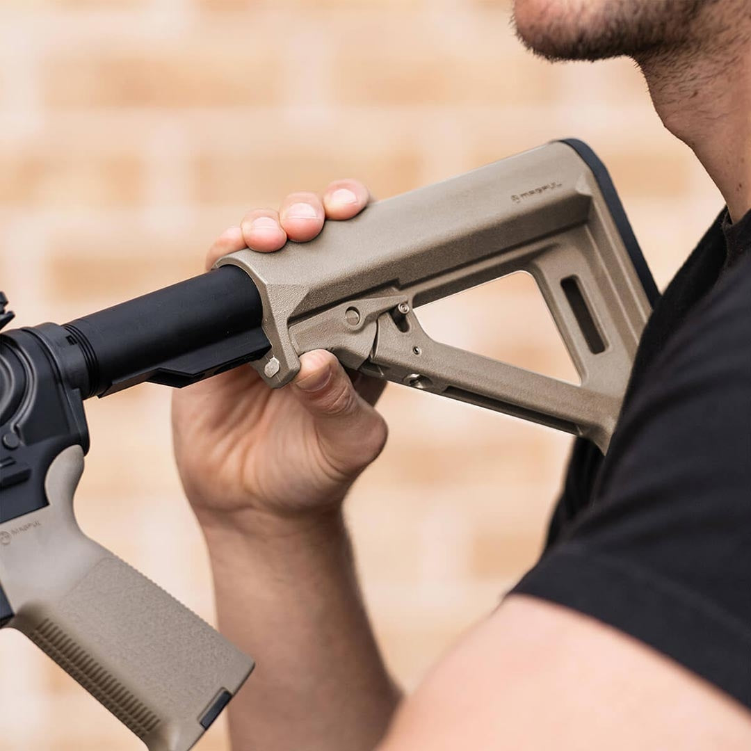 Crosse télescopique MOE RL Carbine Magpul levier inversé 235 g course 8,4 cm