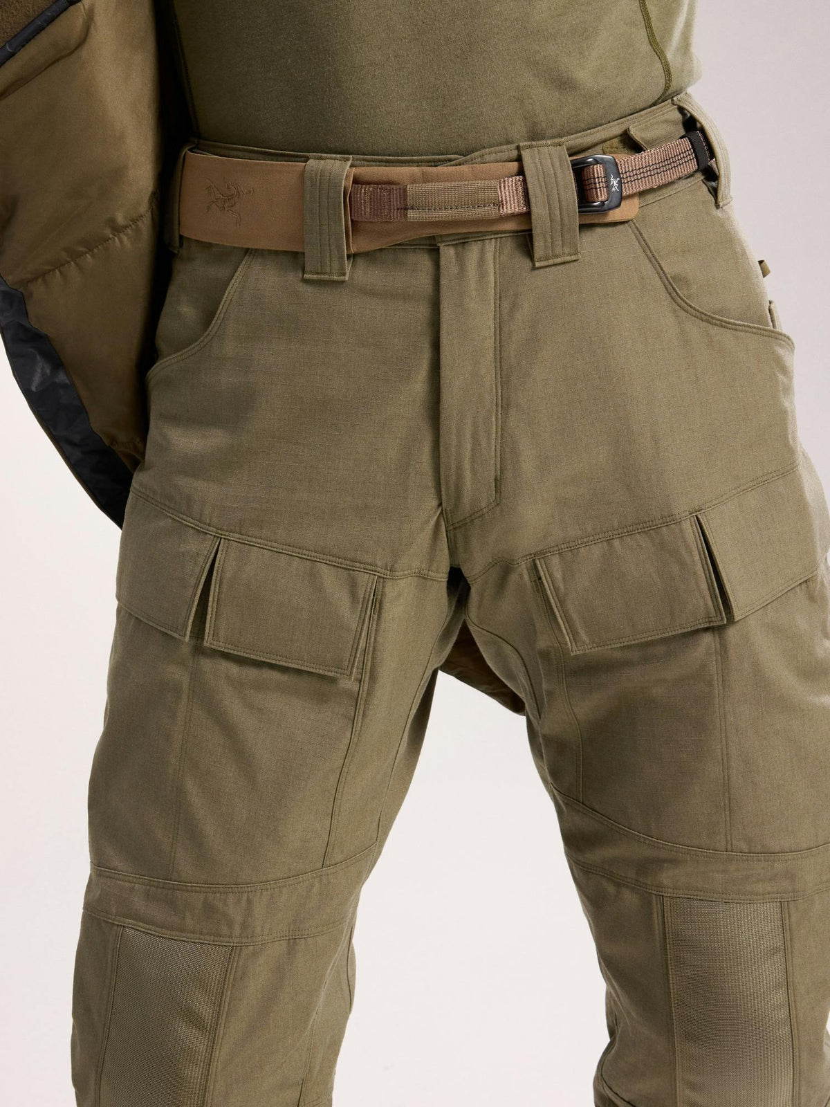 Pantalon de combat Arc'teryx LEAF Assault Pant AR Gen 2 résistant à l'abrasion