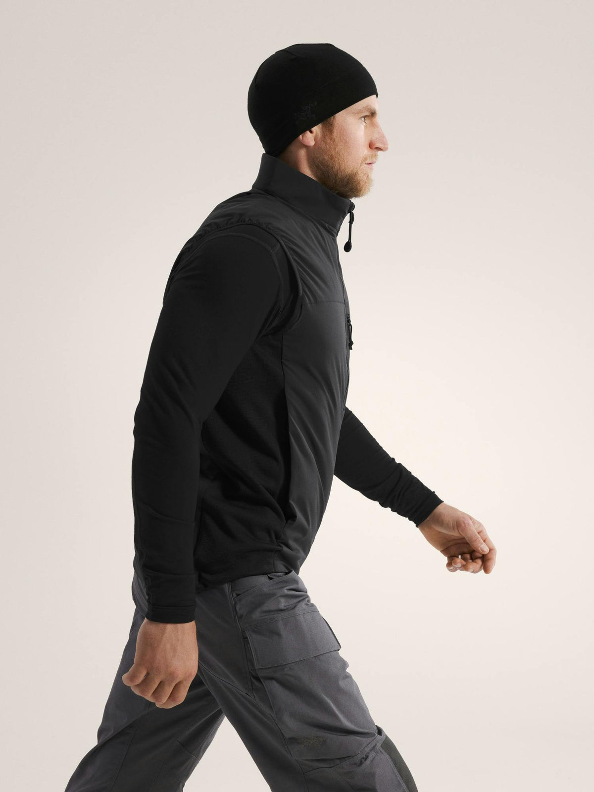 Veste sans manches Arc'teryx LEAF Atom LT Vest Gen 2.1 couche intermédiaire isolante