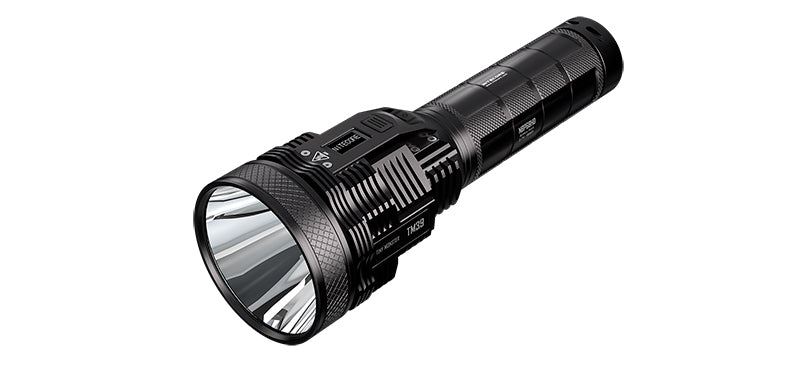 Lampe torche Nitecore TM39 5 200 lumens portée 1 500 m rechargeable étanche IP68