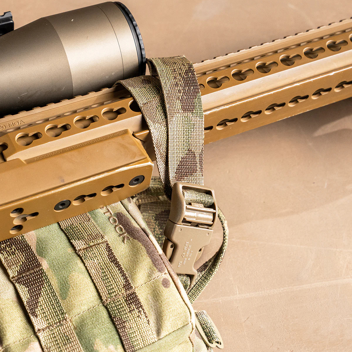 Porte-arme réglable tactique Eberlestock Mission ARC EMOD pour cadre Mission