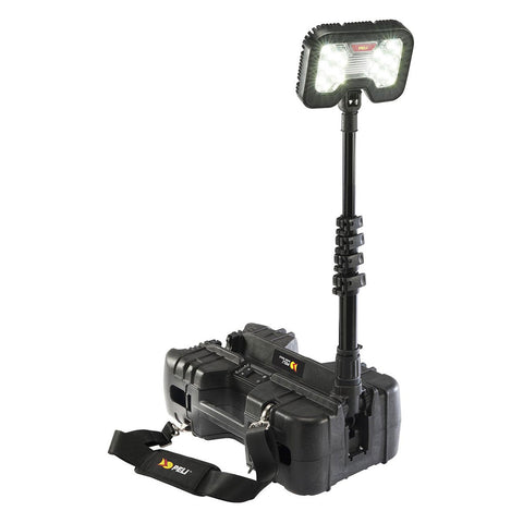 Projecteur Peli RALS 9490 6 000 lumens IP54 mât 1,83 m batterie échangeable
