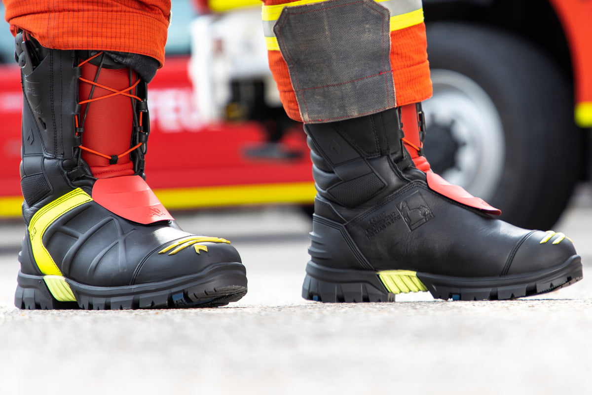Rangers pompiers Haix FIRE HERO 3.0 anti-coupure classe 2 protection 3Z CROSSTECH