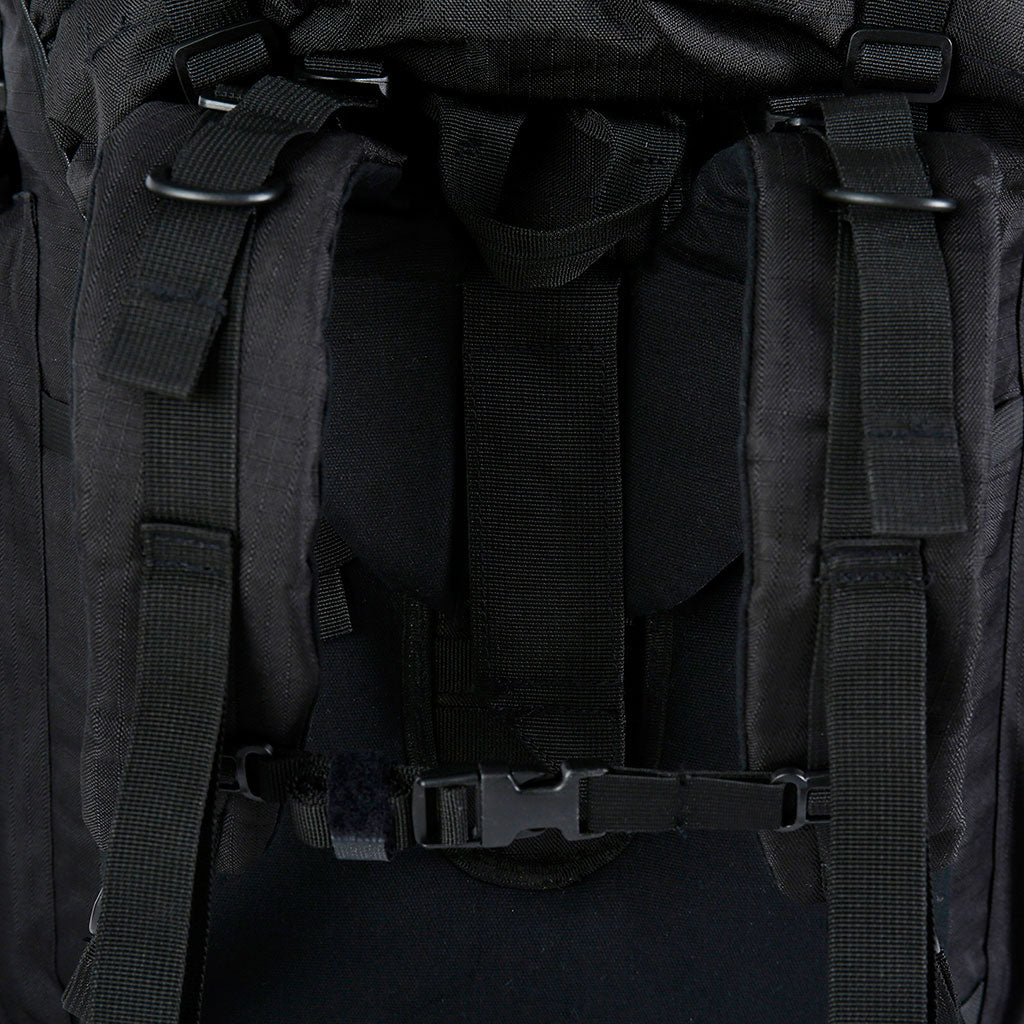 Sac à dos de combat Ares 100 L couvre-sac intégré et poches latérales amovibles MOLLE