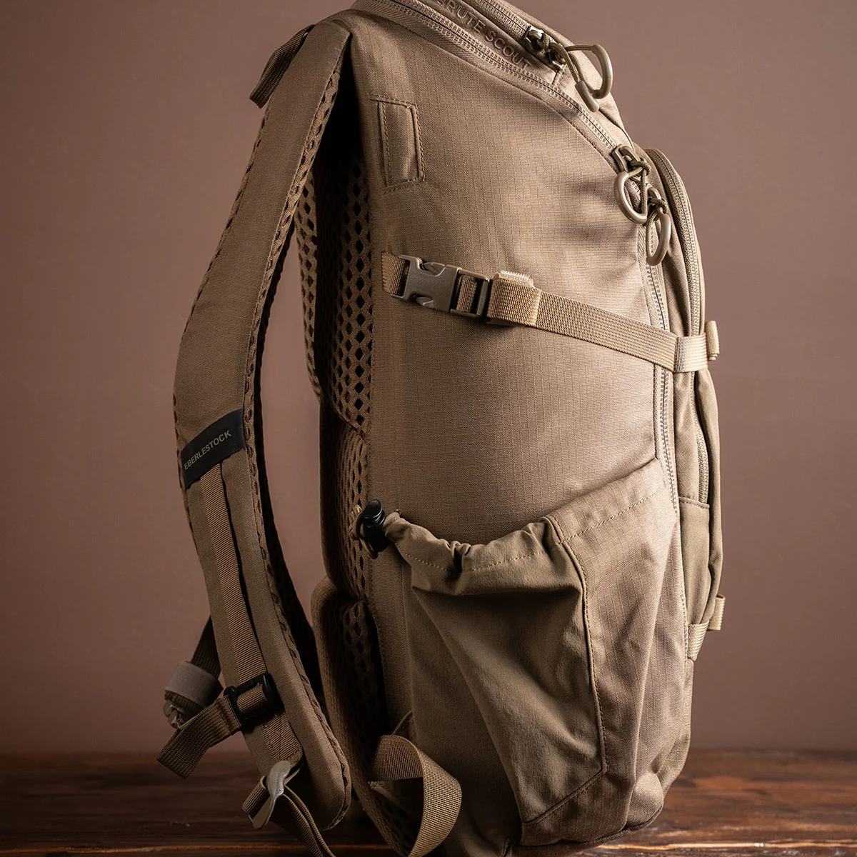 Sac à dos tactique Eberlestock Brute Scout 29 L léger à profil bas en nylon ripstop