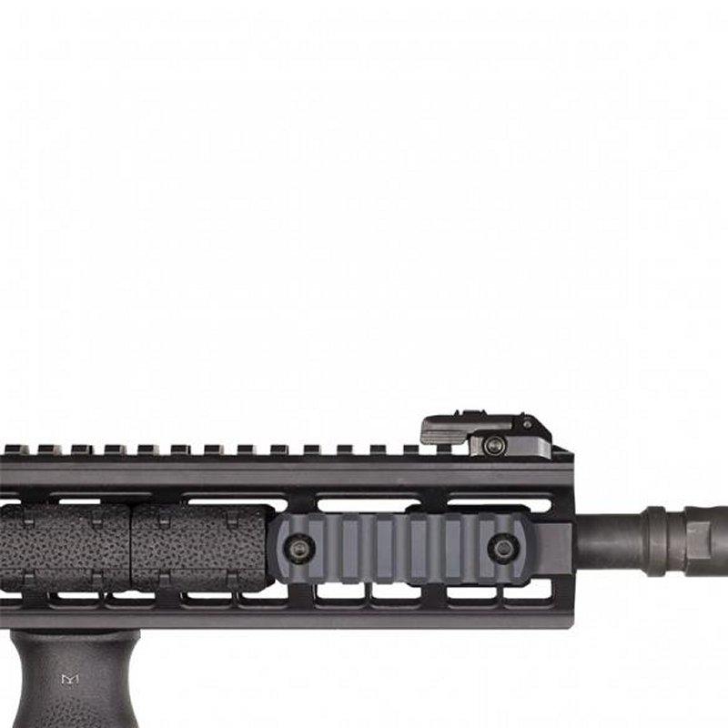 Section de rail Picatinny M-LOK Magpul aluminium 7 slots 8,3 cm visserie incluse