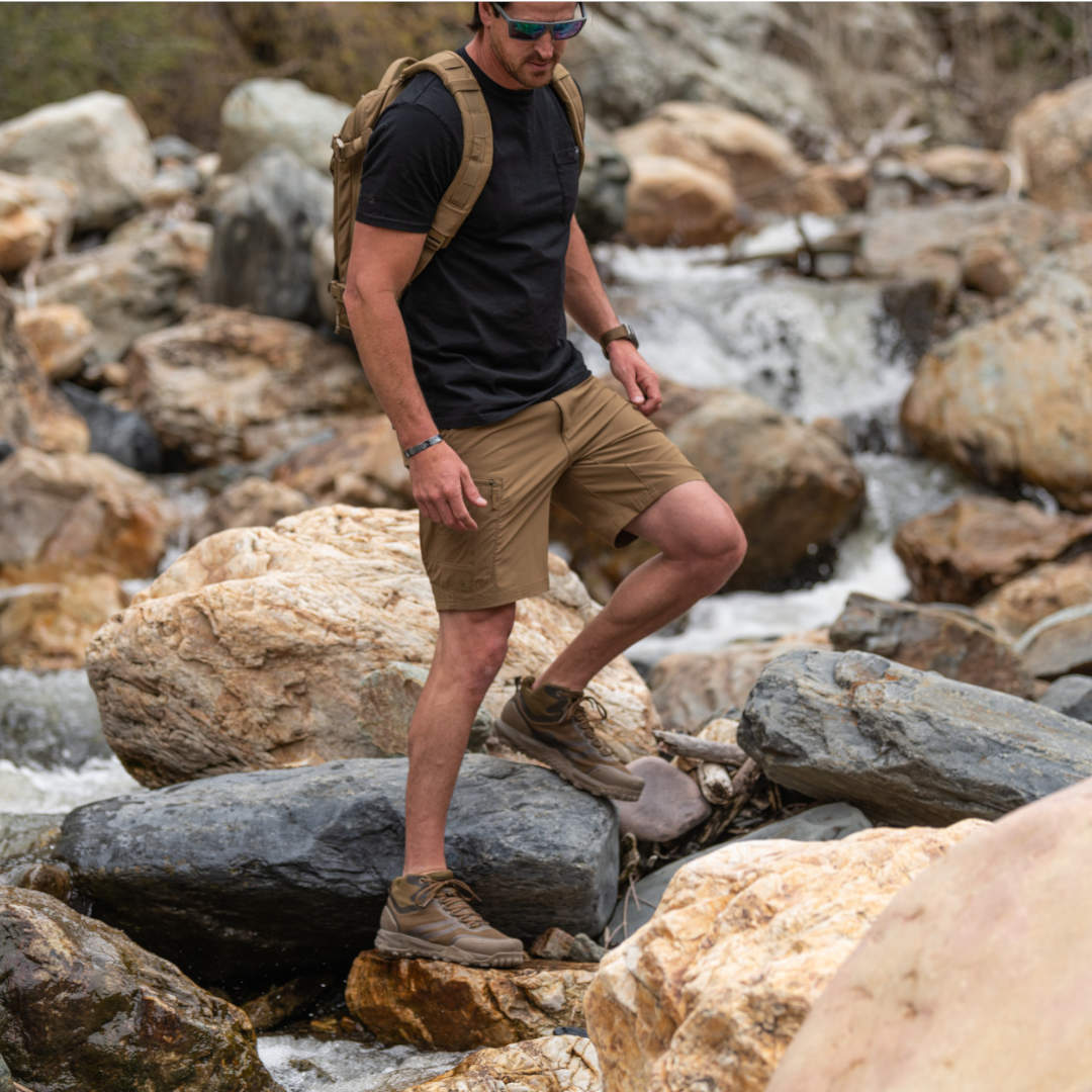 Short Trail 5.11 Tactical Enduro-Flex DWR à 8 poches entrejambe 9,5 pouces randonnée