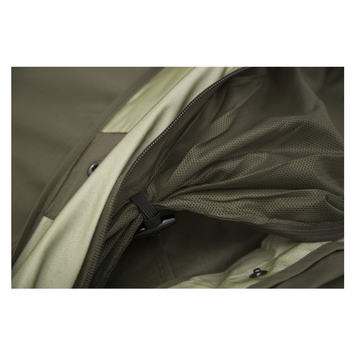 Sur-sac de couchage Carinthia XP II PLUS