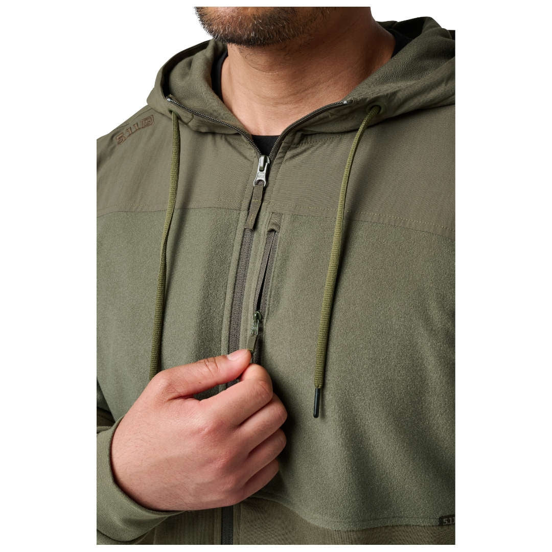 Veste Adhere 5.11 Tactical hybride à capuche déperlante et empiècements auto-agrippants