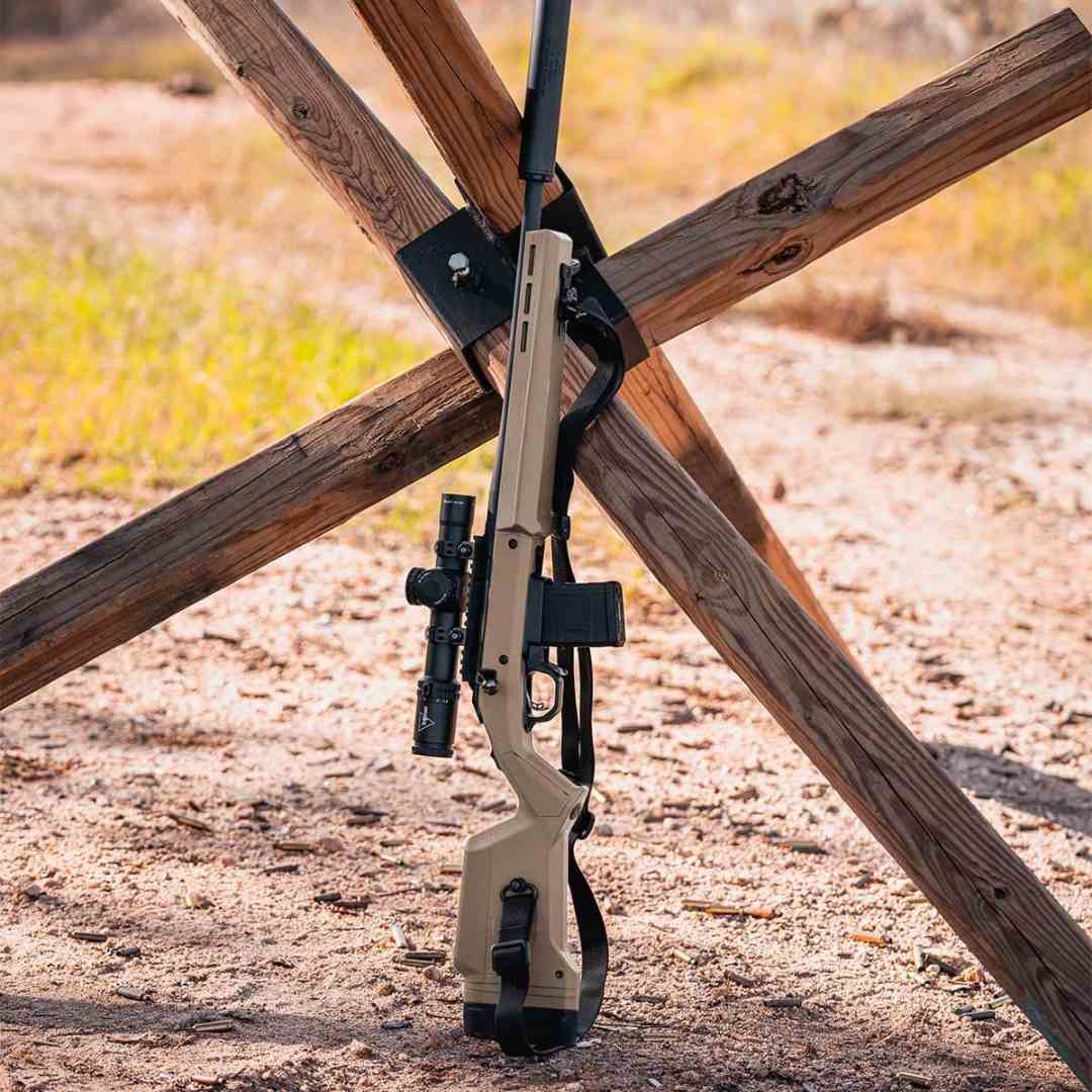 Crosse Magpul Hunter American STANAG Ruger American action courte huit emplacements M-LOK