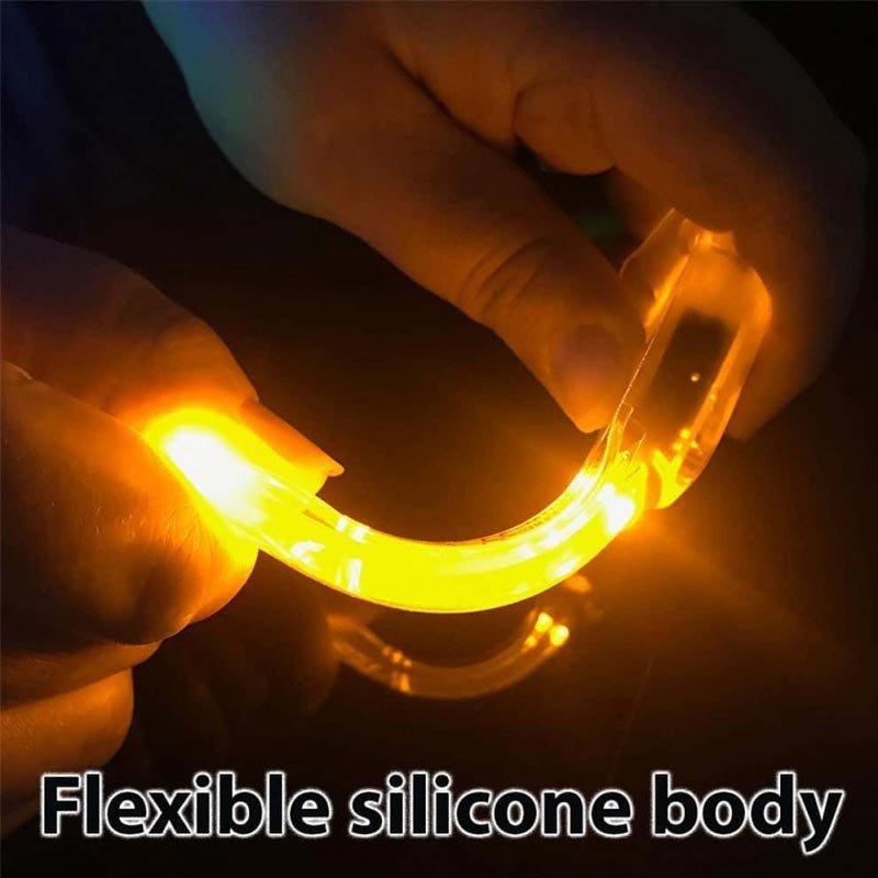 Lampe marqueur Flexi-Light V3 en silicone 8 lumens étanche 100 m à quatre œillets