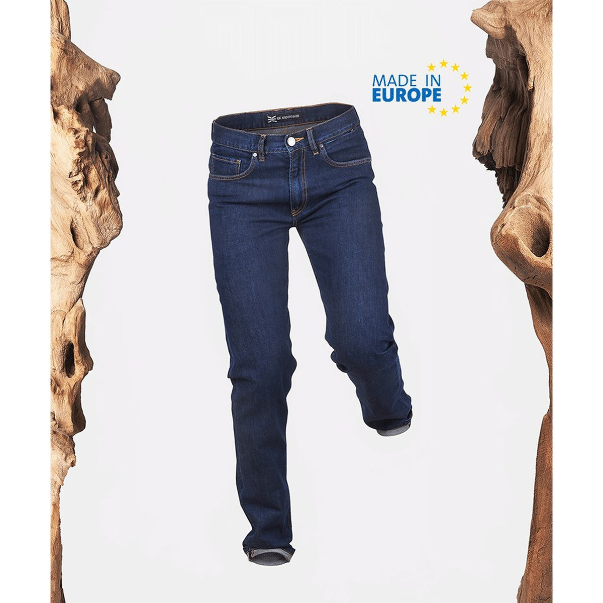 Jean droit ULTIMATE GK Undercover denim Selvedge 98 % coton 7 poches port discret