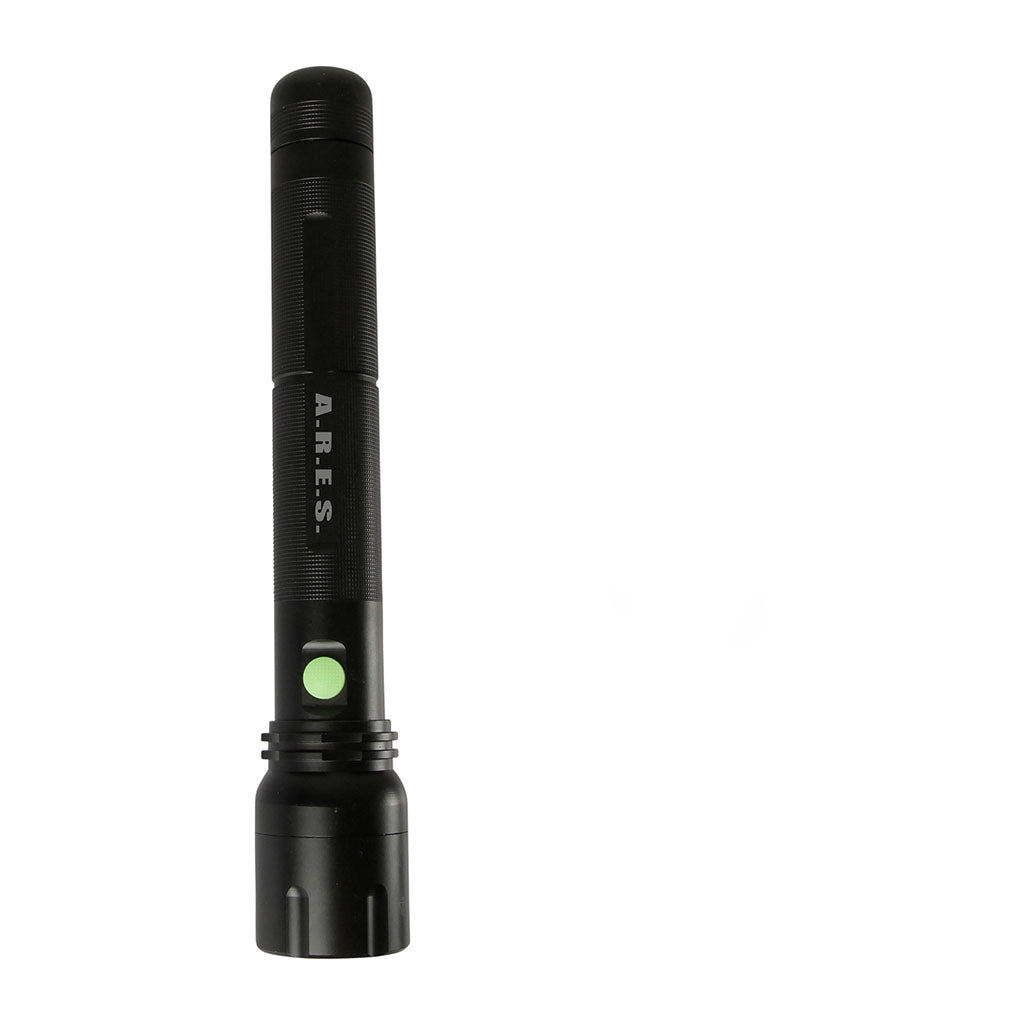 Lampe d'intervention Ares 600 lumens à faisceau réglable sur 3 piles D autonomie 24 heures