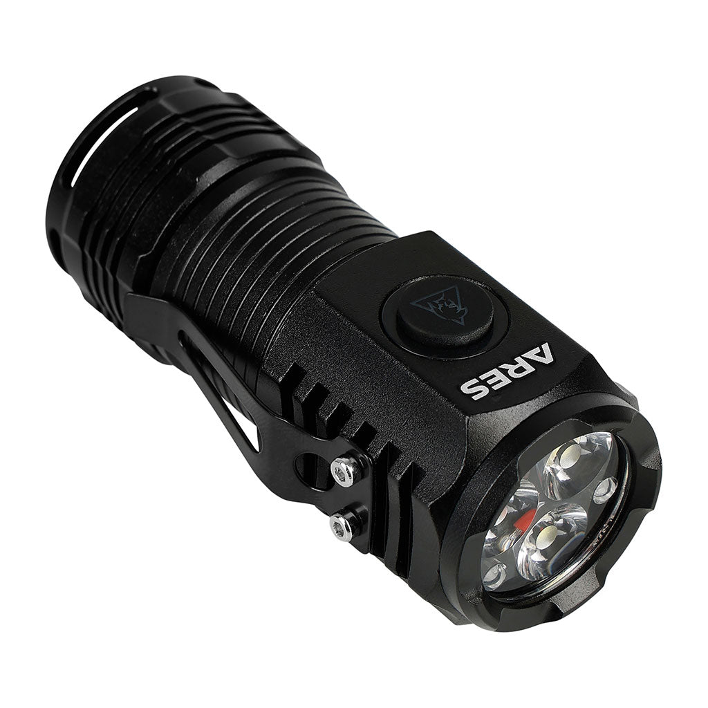 Lampe torche Ares Pocket en aluminium 2000 lumens rechargeable à culot magnétique