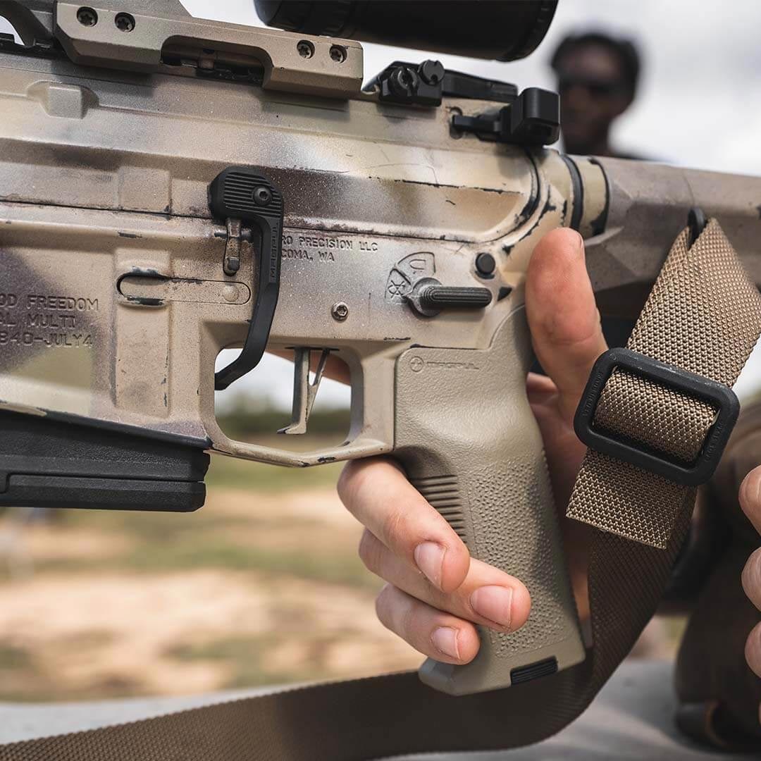 Poignée pistolet Magpul MOE K2 XL pour AR15 et M4, angle de 17 degrés