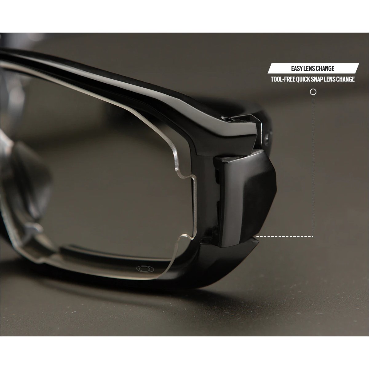 Lunettes balistiques Oakley SI HNBL profil bas MIL-PRF 32432A et ANSI Z87.1 30 g