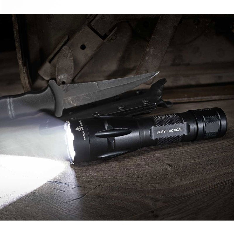 Lampe torche Surefire Fury Tactical Dual Fuel 1500 lumens accu 18650 ou CR123A