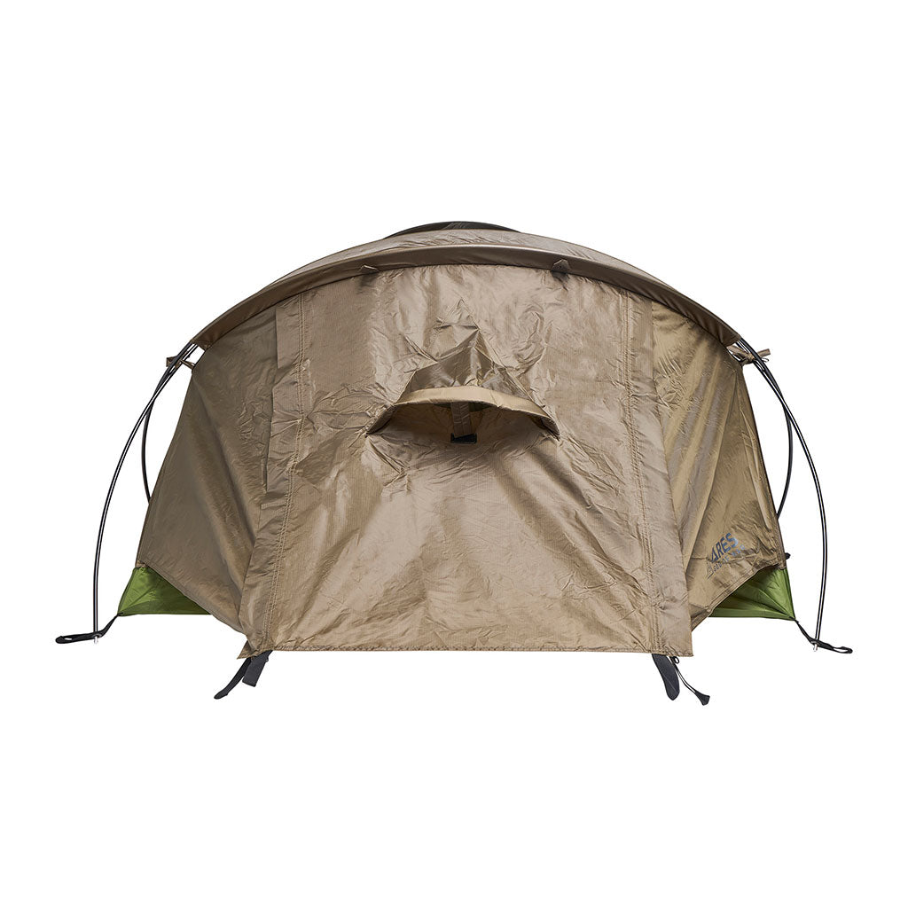Tente tunnel Ares Pyrène 1,75 kg trois arceaux de 8,5 mm et triple ventilation