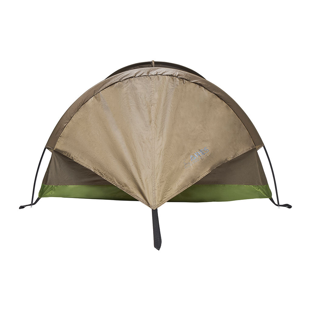 Tente tunnel Ares Pyrène 1,75 kg trois arceaux de 8,5 mm et triple ventilation