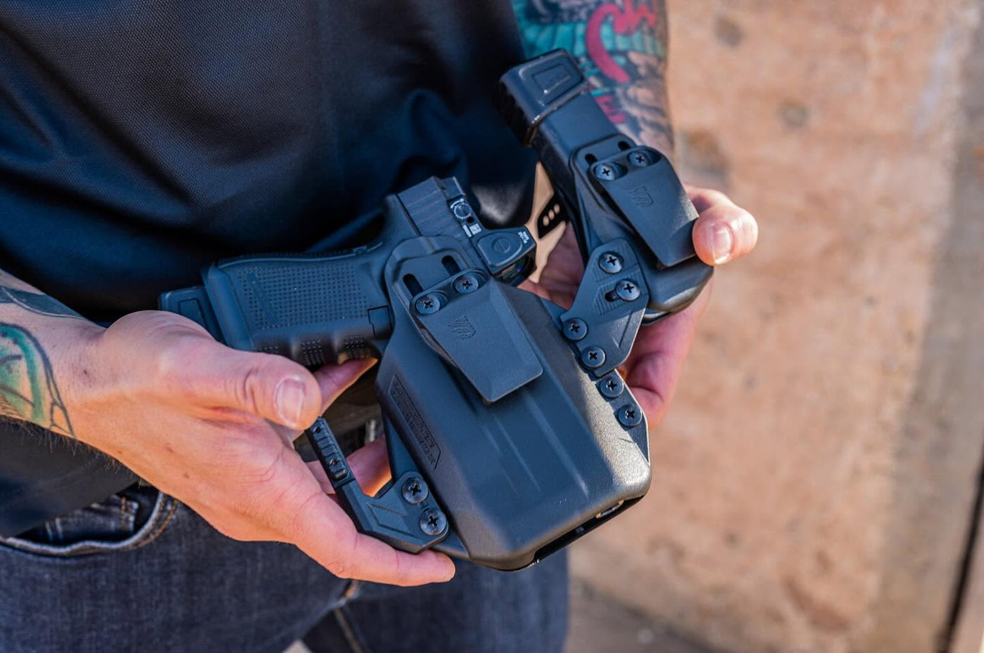 Kydex, cordura, cuir : quelle matière pour votre holster ?