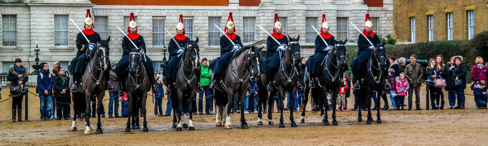 Comment devenir Gendarme Cavalier de la Garde Républicaine ? - Welkit