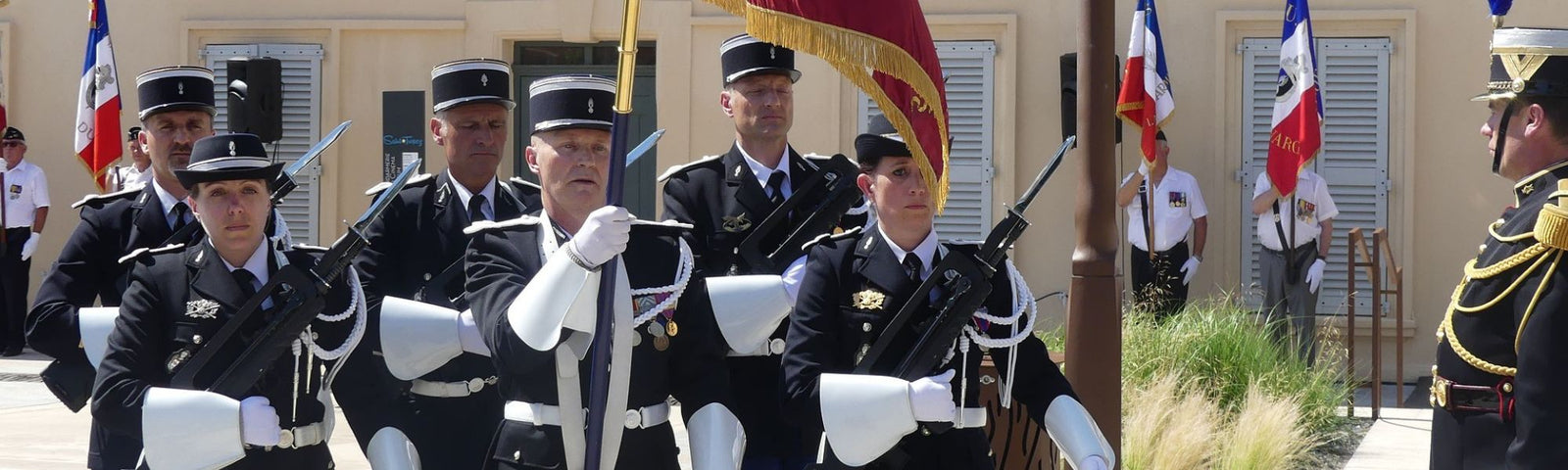 Les grades de la gendarmerie nationale : guide 2024 - Welkit