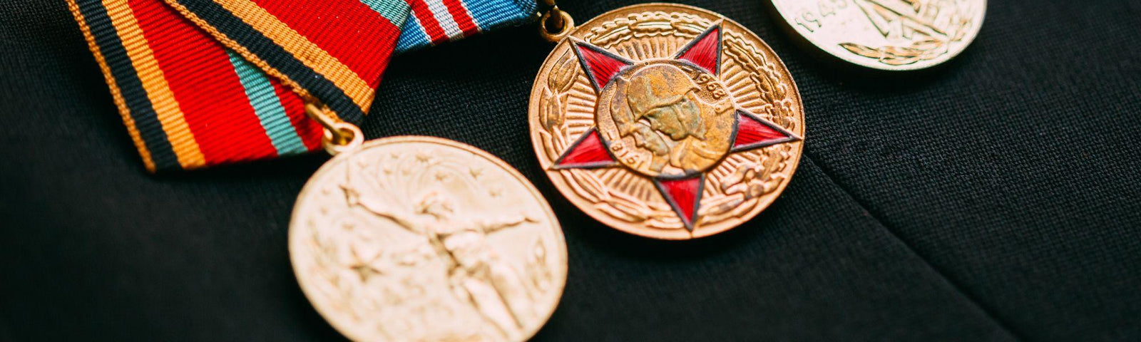 Médailles militaires : Honneur, Histoire, et Héritage (Guide 2024)