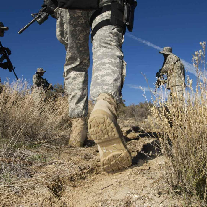 Quelles chaussettes militaires choisir pour le climat chaud ?