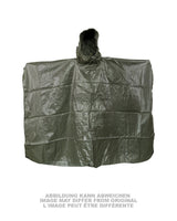 Poncho militaire type US modèle 1959 en nylon, pièce déjà utilisée