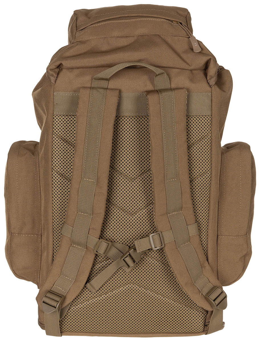 Sac à dos britannique MFH 30 l en polyester avec dos rembourré et poche de fond