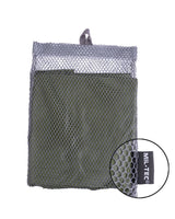 Poncho Mil-Tec en PVC 0,15 mm de 203 x 127 cm et 300 g avec filet de rangement