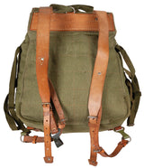 Sac à dos roumain avec traces de stockage, surplus comme neuf pour le transport et le rangement