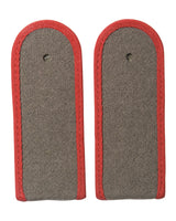 Pattes d'épaule de soldat est-allemandes, passepoil en trois coloris au choix