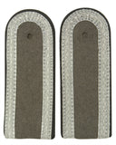 Pattes d'épaule de sous-officier de l'armée est-allemande, fonds de dépôt
