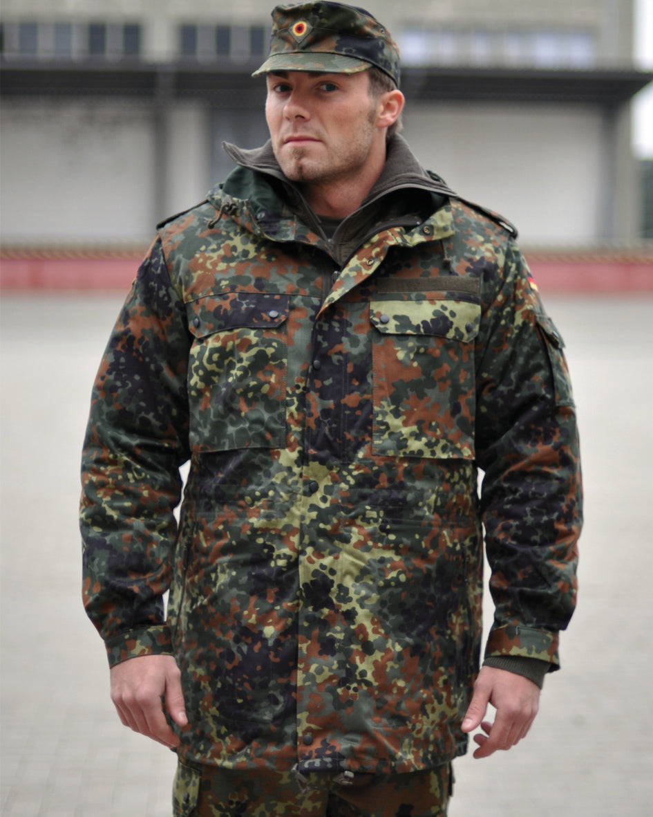 Veste de combat Mil-Tec type Bundeswehr en polycoton avec capuche et aérations d'aisselles