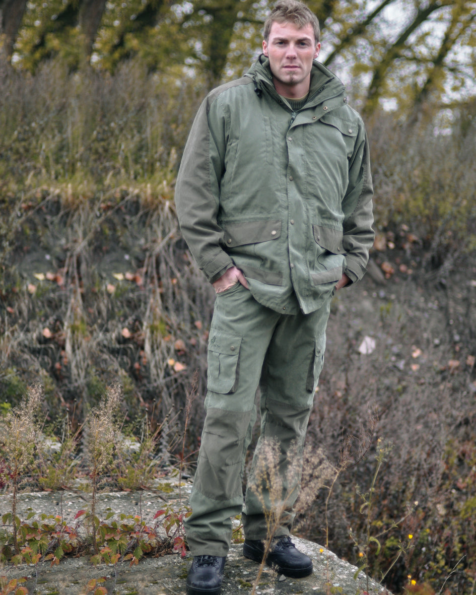 Pantalon tactique Mil-Tec en polyester-nylon doublé avec six poches et bas boutonné