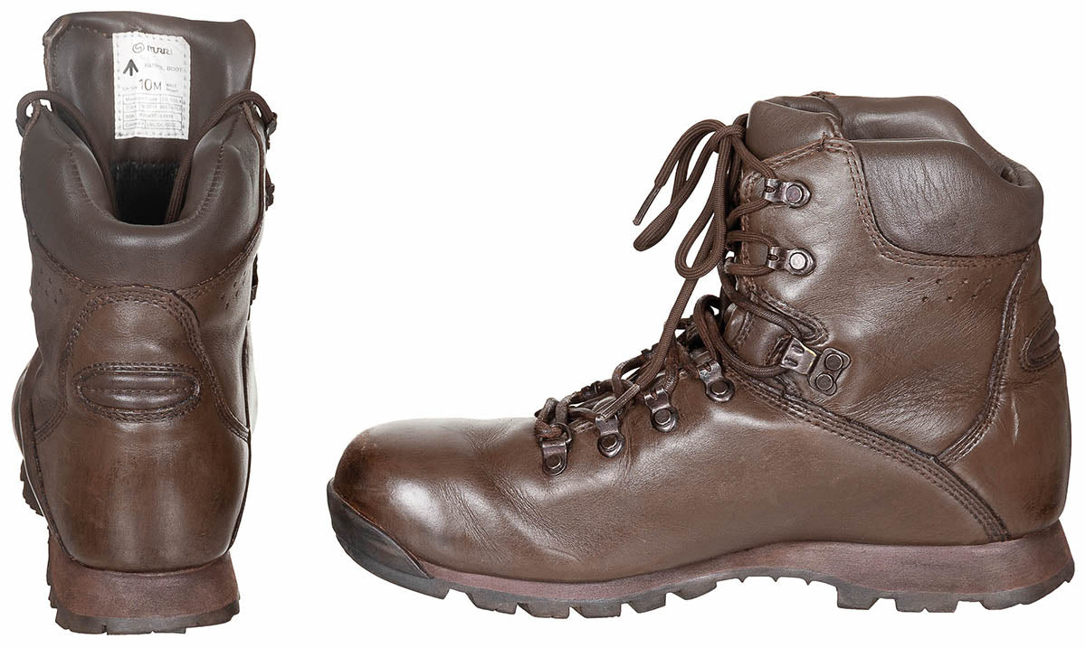 Chaussures de combat britanniques Patrol, surplus d'occasion, lot de 5