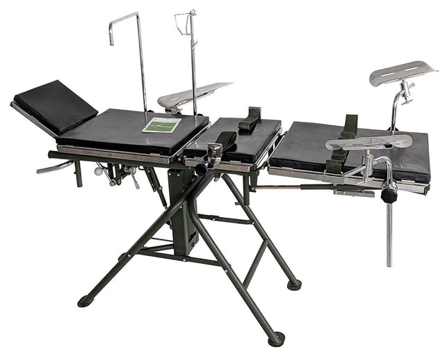 Table d'opération suédoise 3 mt, surplus comme neuf pièce de dotation revendue en lot