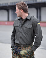 Chemise de combat Mil-Tec Bundeswehr en polycoton avec deux poches de poitrine à rabat