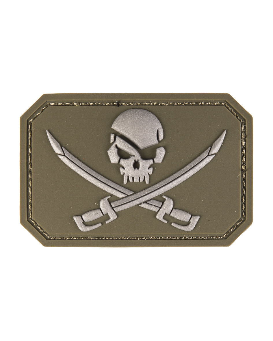 Morale patch tête de mort et épées Mil-Tec 3D en PVC 5,5 x 7,5 cm 12 g dos auto-agrippant