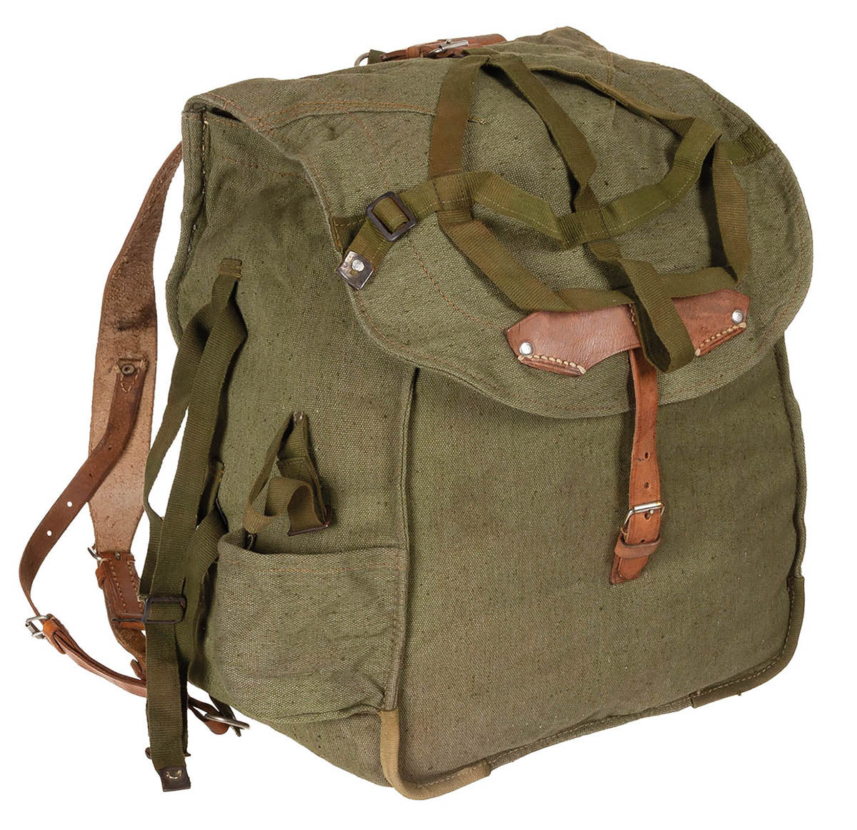 Sac à dos roumain avec traces de stockage, surplus comme neuf pour le transport et le rangement