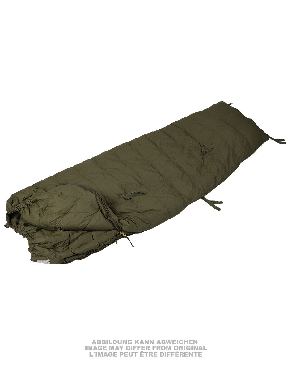 Sac de couchage d'hiver quatre pièces de la Bundeswehr, surplus d'occasion